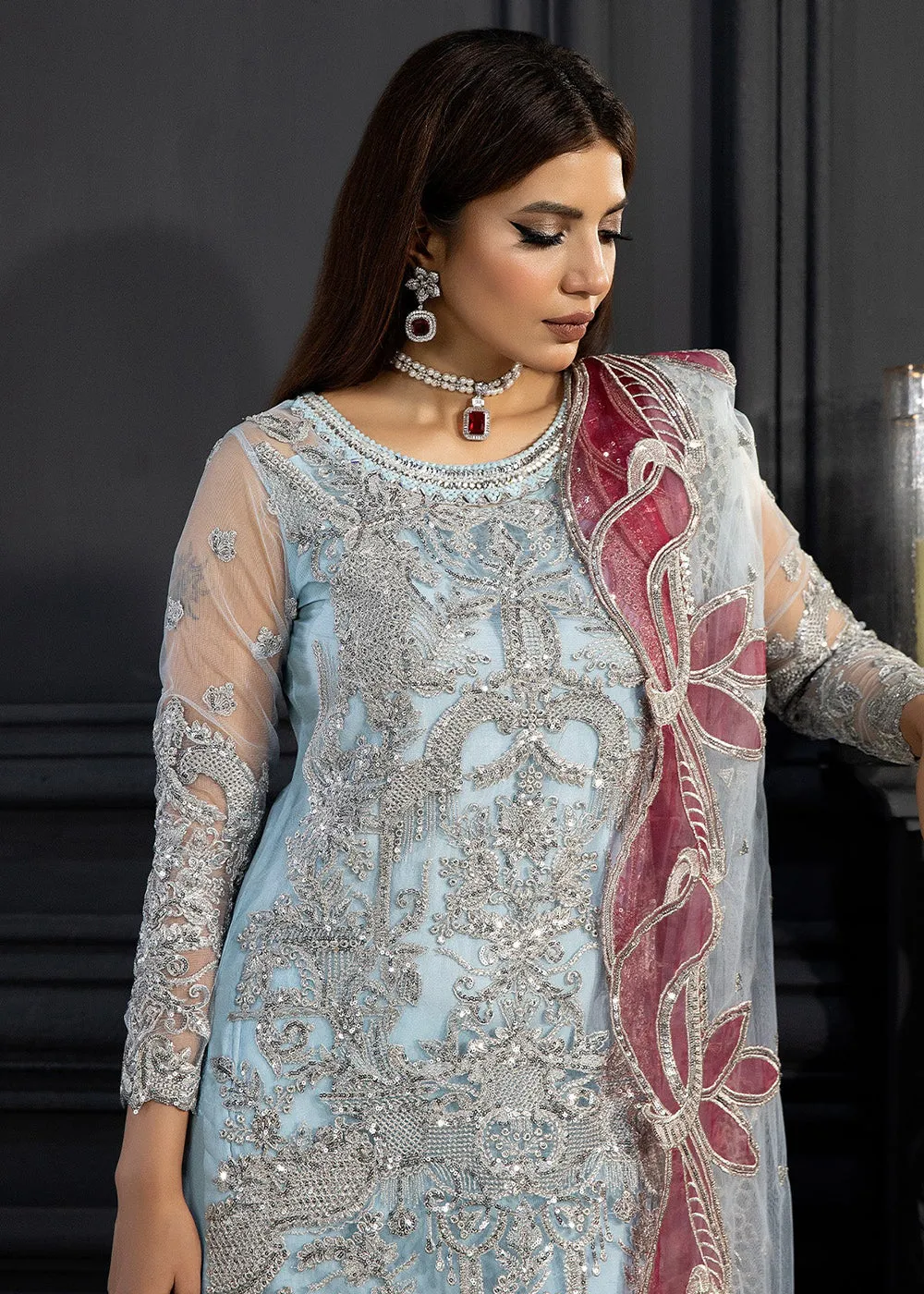 Andaaz-E-Khaas Bridal Formals 2023 by Imrozia | IB-46 Azeen