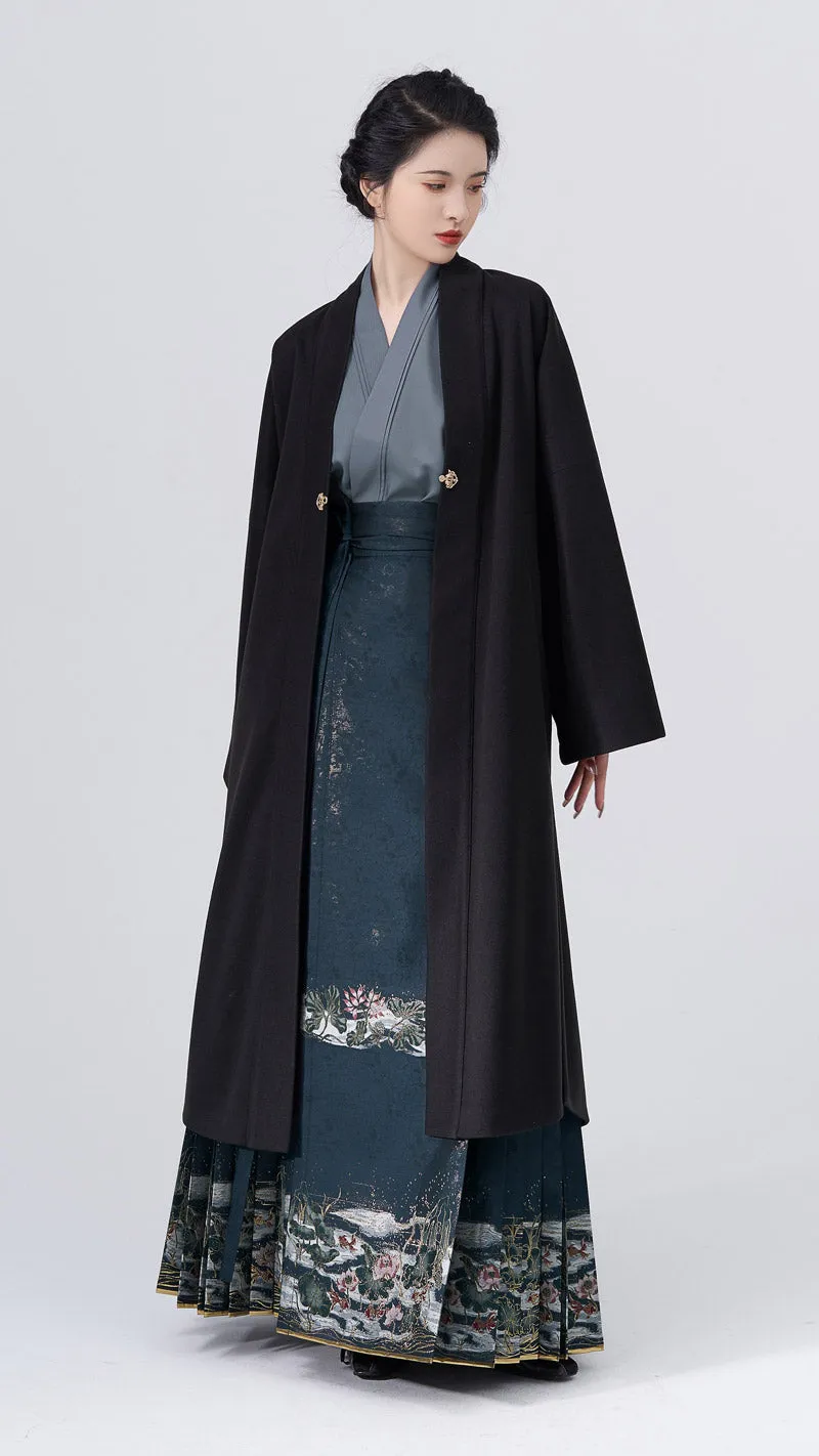 Blossoming Lotus Flower in the Golden Moonlight Night - Mamianqun Hanfu Skirt