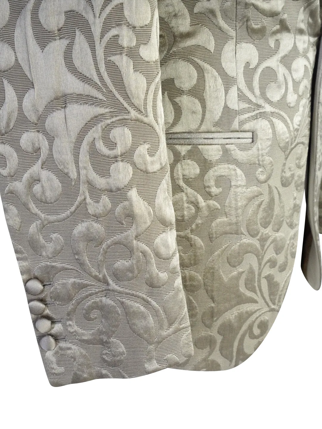 Champagne Oro Paisley Dinner Jacket