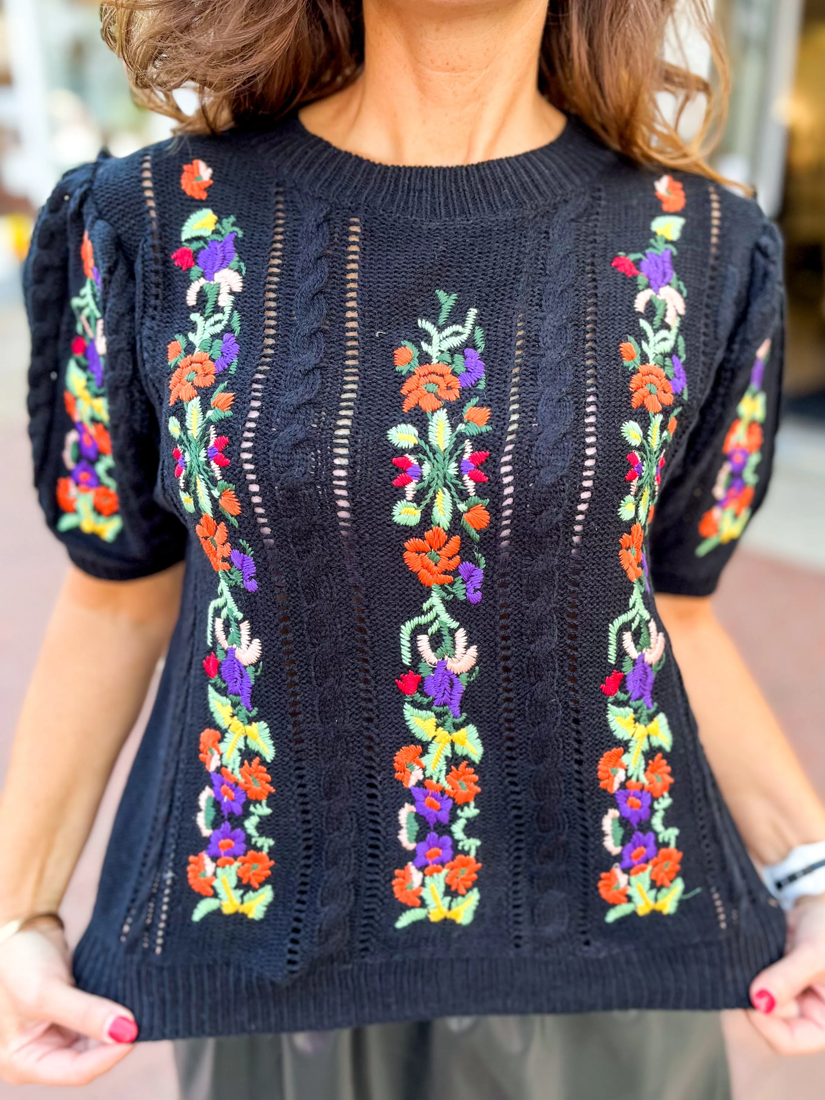 Flower Embroidered Short Sleeve Sweater